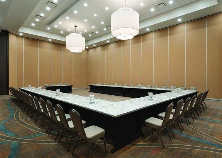 Naperville Ballroom round table